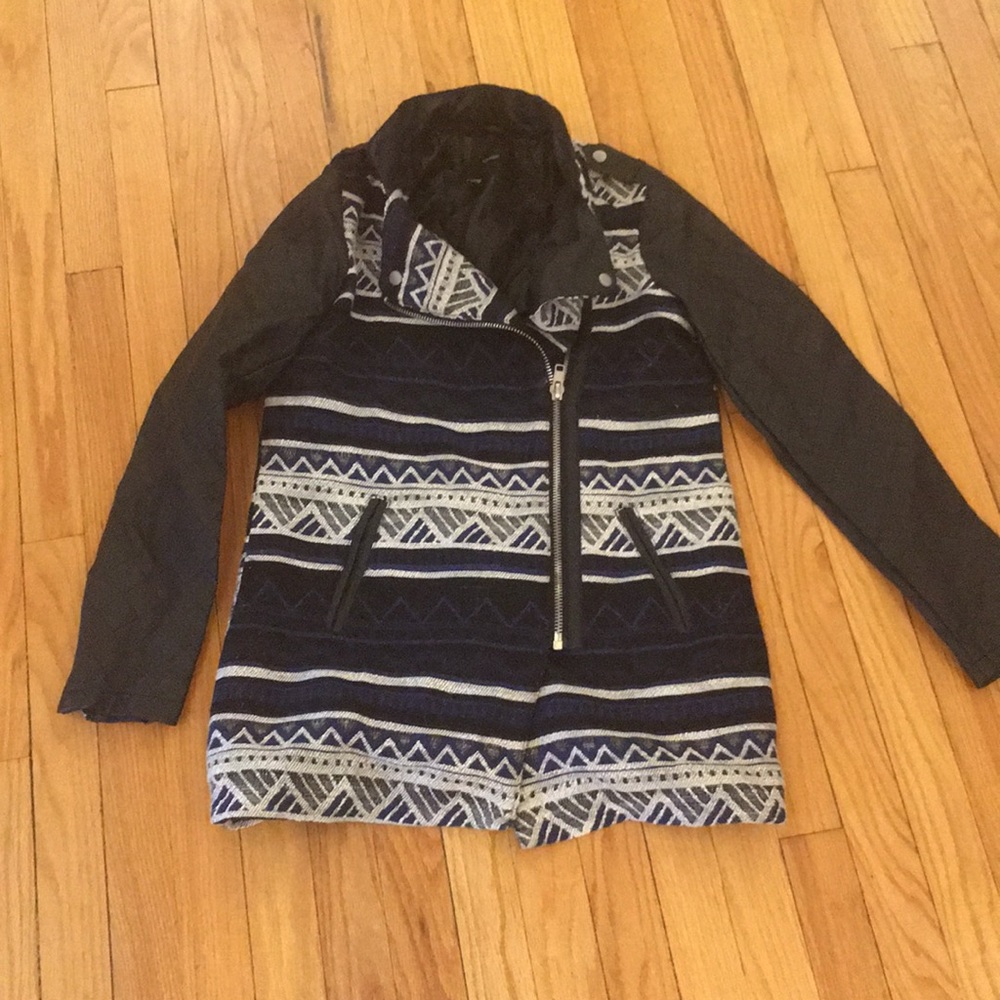 Pleather/tribal print jacket GUC